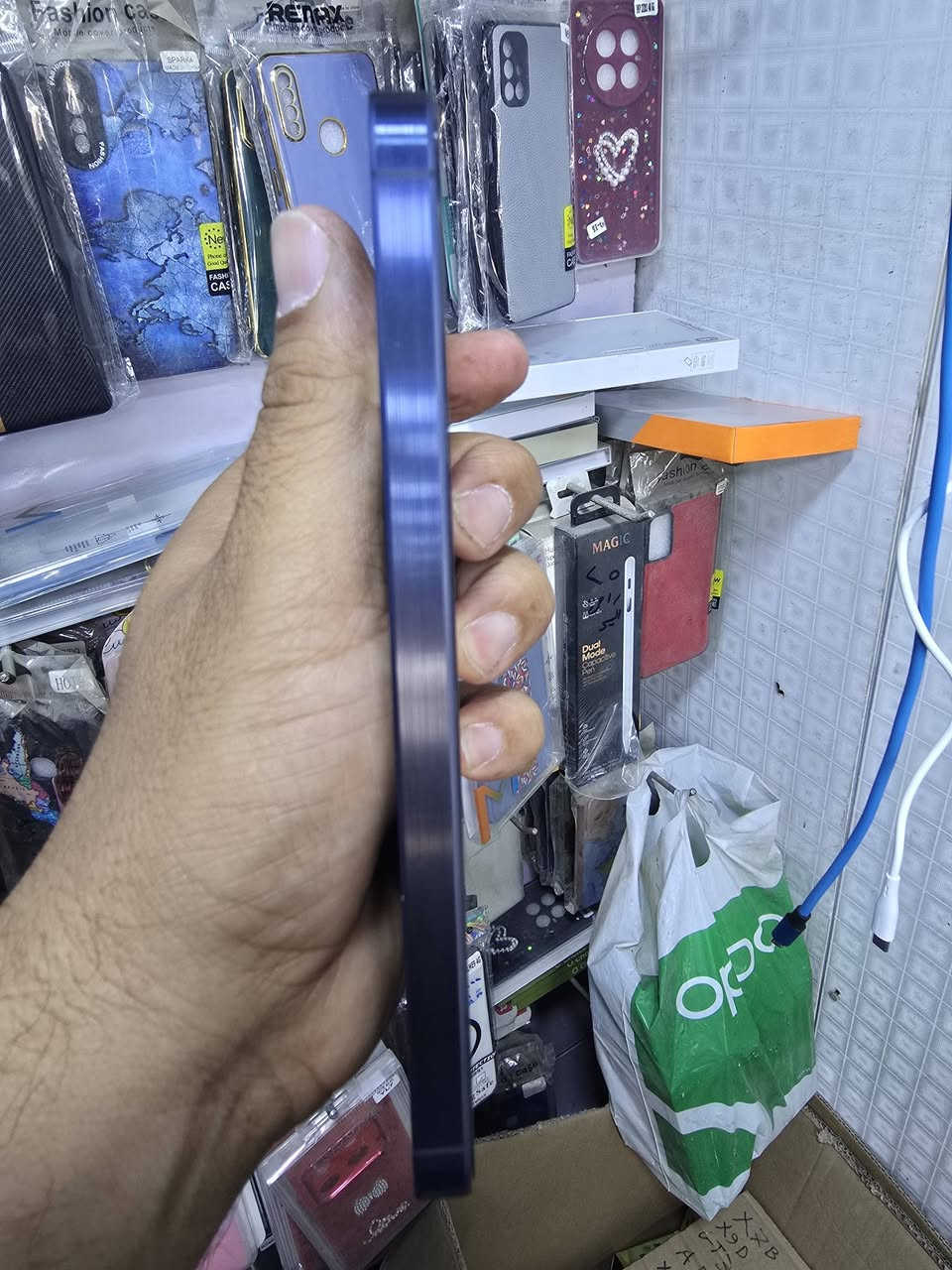 ***********
السلام عليكم  A55 
جهاز  نضيفه حيل  
سعره  400
معا التوصيل
