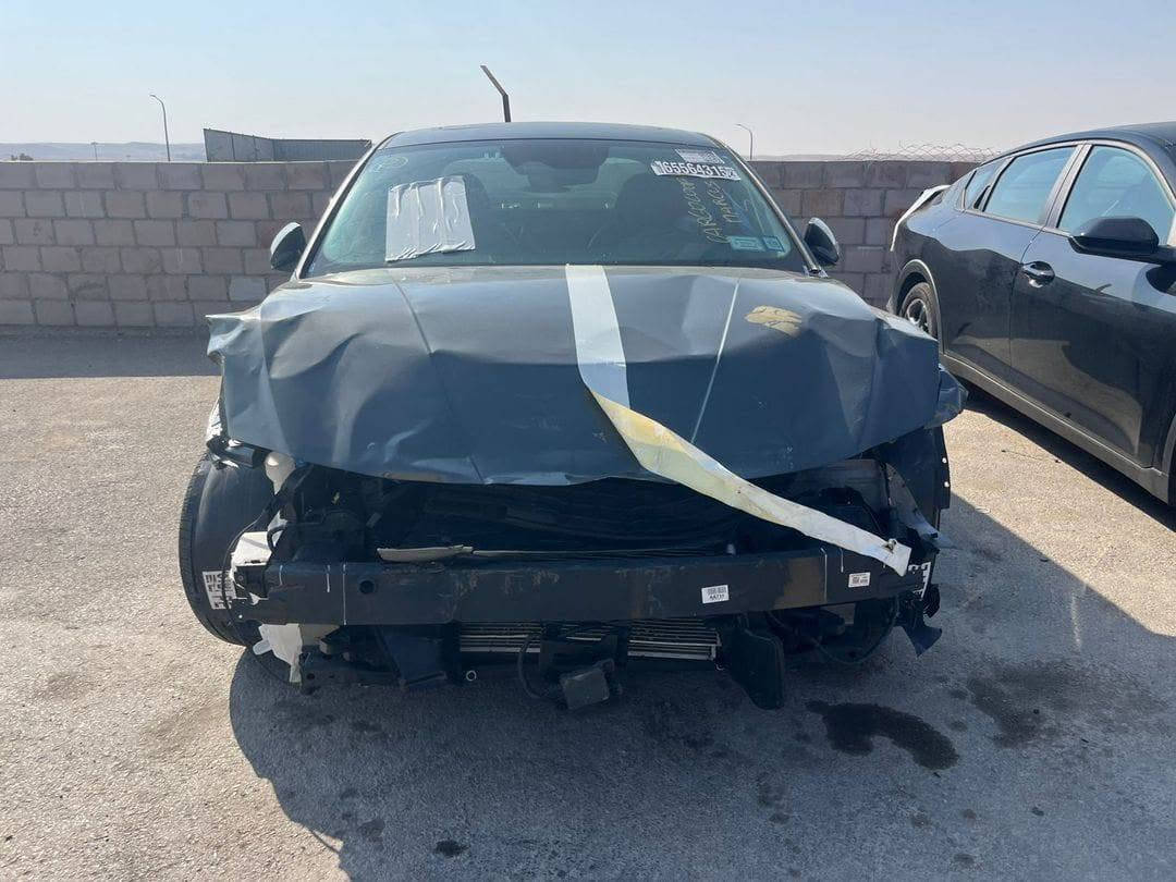 سلام عليكم
انترة 2025 فول مواصفات حادث موجود مابيهة صبغ 
بغداد المعامل العماري *********** اتصل السعر 158
