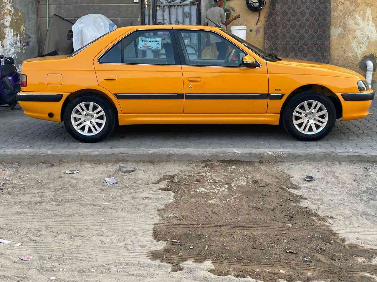 بيجو باص مديل 24 دخله 25 حره بسمي غاز بنزين تبريد تخم تاير حداده كير محرك كفاله لبدي شوف لعين مصفره هيه غرامات اسعر 75 وبيهه مجال عنوان بصره تنومه ***********
