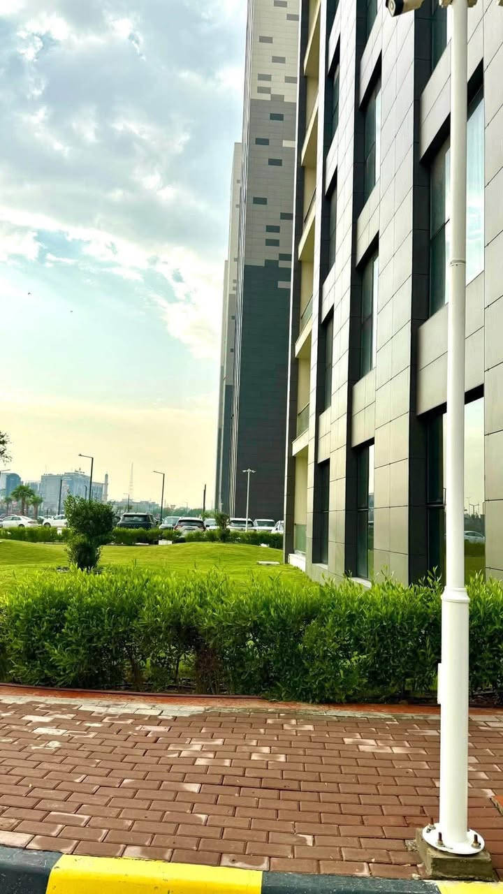 🏡✨ شقق للإيجار في مجمع مارينا

فرصة مميزة للسكن في مجمع مارينا، مع شقق بمساحات مختلفة وطوابق وإطلالات متنوعة ومميزة:

📐 المساحات المتوفرة:
▪️ 145 متر
▪️ 171 متر
▪️ 189 متر

🏢 طوابق مختلفة
🌆 إطلالات مميزة
✨ خيارات متعددة تناسب مختلف الاحتياجات

💰 السعر والتفاصيل واتساب؛

📲 ***********
