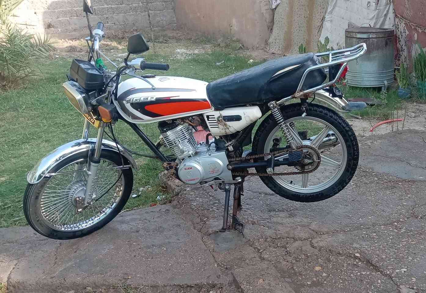 تايكر • ٢٠٢١ • وراق اصلية