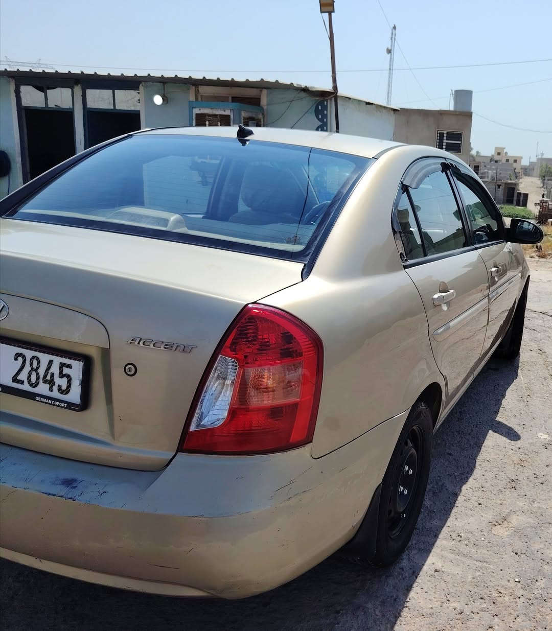 اللبيع اكسنت موديل 2009 كفاله عامه من كلشي 
التواصل عل رقم*********** العنوان الموصل 
اليمن حي العبور
