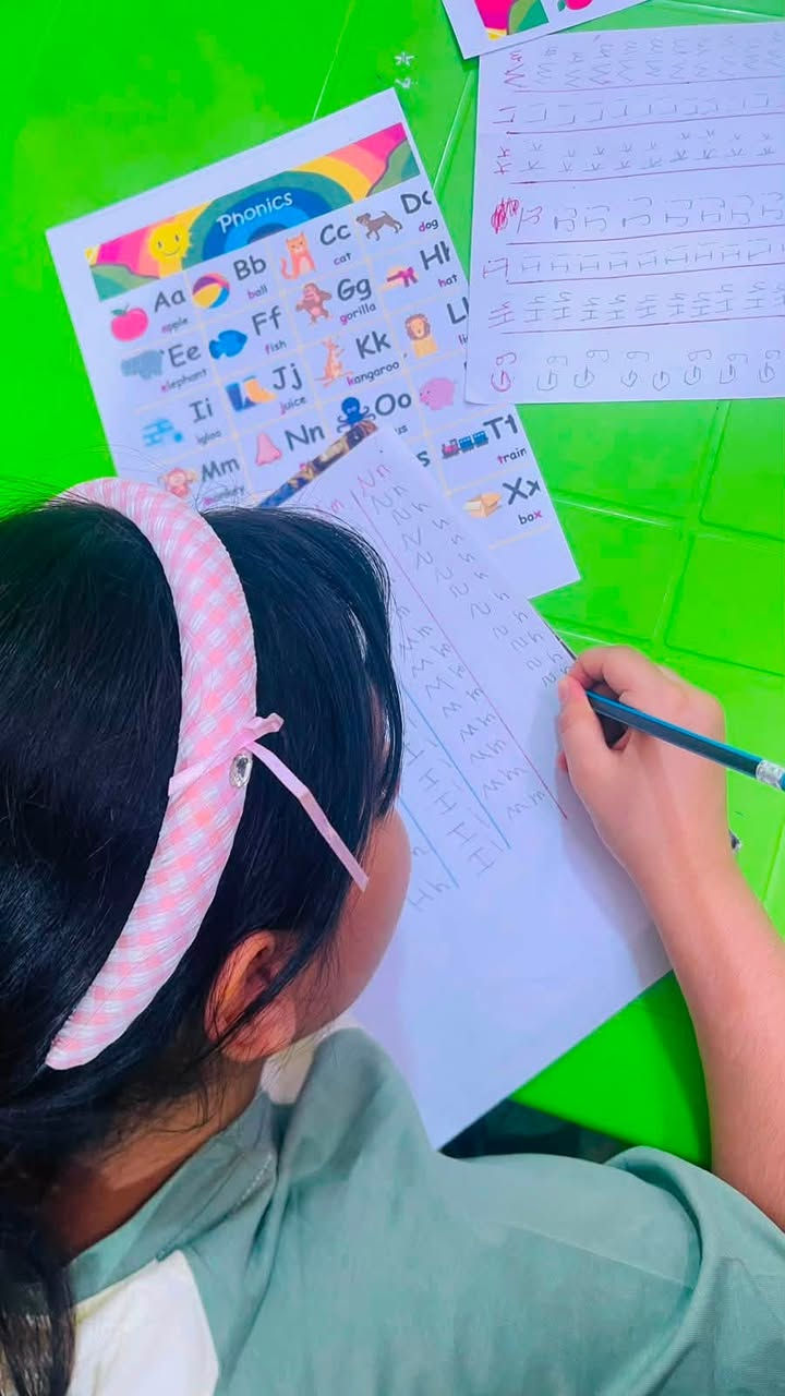 📚 تدريس خصوصي للمراحل الابتدائية والمتوسطةوالاعدادية
✨ شرح مبسط، متابعة مستمرة، وأجواء تعليمية مريحة.
💰 أسعار مناسبة تناسب الجميع
سارعوا بالحجز، فالمقاعد محدودة لضمان أفضل متابعة لكل طالب.
📍 الوزيرية
📞***********
