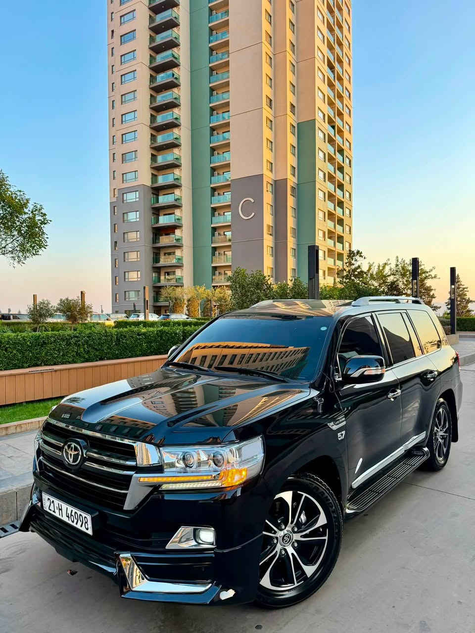 TOYTOYTA.LAND/GRUlSER/
.2021/5.7/VXR/🔥🔥فوول فوول وارد شركةت ساس
جكات. بى كتاب مصلل ٨٠/١٠٠
ملاحظات:-

سيارة  مكينة ومواصفات لكزز 
يعني مكينة 🔥5.7🔥فوول مواصفات . وارد  شركة ساس اصلى. 

موديل.2021
مكينة.5.7🔥
ماشى.55كم.
سعر.575💰
رقم.***********
.
‏🤍سلام عليكم متابعيني الكرام واصدقائي الغوالـي 🌹

كير ومحرك بشرط مامفتوح 
سنوية جديدة 
تحويل غرامة كلها بشرط
وباسمـي تحويل وكالة ثاني يوم وتدلل✔️
كل جسمها بشرط لحد شهر
سيارة ماشاءالله عليها كلش كلش جديدة ونظيفة..

٠.……٠

مواصفات فوول فوول VXR شركةت ساس
جكات
رادار 
خمس كامرات 
كشن جلد 
ثلاجة
كشن جلد
بنزين Eco 
كامل زينون
يدة بصمة
كشنين كهرباء
تحديد سرعة 
سلاجة 
داخل اصفر 
دبل اكسل 
شغال
سلايد 
كيج زينون 
صندوك شفط
راس DVD
وبعد وبعد….

~~~~~~~~~~~~~~
سعر.575.💰
رقم.***********
