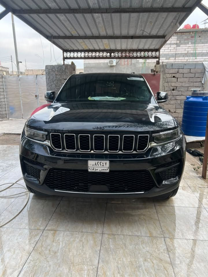جيب لمتد ماكس فول موصفات
مديل ٢٠٢٣ 
ماشية ٤٥ ميل 
سيارة كفالة كير محرك ومن الدوانس هم 
فتحه 
رادارت 
حساسات 
مثبت سرعه 
اوتو بارك 
صندوق شفط كهرباء 
اشاير بالمري 
نعومة بالمشي 
تبريد قطعتين ثلج 
هند بريك كهربائي 
كامره ٣٥٠ دقة فول مع مانع تصادم 
كشنات ستيرن تدفئة 
السيارة ضربتها جاملغ وبنيد 
موضح السونار بيها 
البيبان لا صبغ ولا تبديل بس مجرد نفتحن البراغي الجهاز يقراهن تبديل 
رغم ذلك ابيع اربع قطع ونزل ع السوك 
السيارة تترقم اي محافظة عدا الشمال 
السعر : ٢١٠ وبي مجال بسيط حك الجية 
رقمي : ***********
