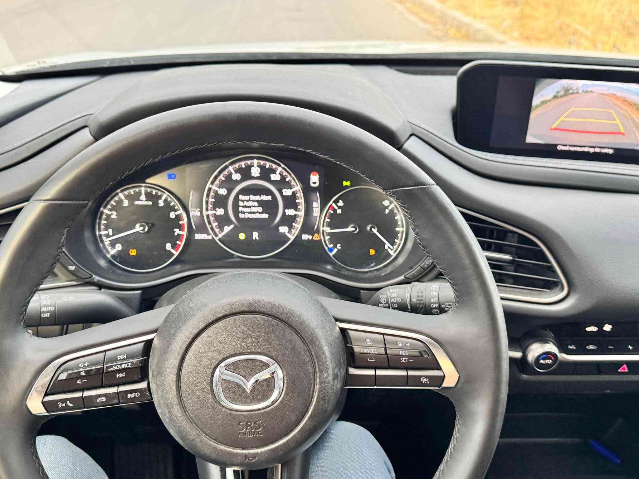 مازده CX30 بوند جملخ صبخ بدون دواخل ارباك سترين سيستم شرت ترقيم شيمالي مواصفات AWD بصمه ويل كروم شاشه شغال رادار حساسات كوشنات جلد كهرباي هيتر فول بس بدون فتحه سعر 123مجال بسيط رقم ولتساب *********** اكر, نينوى

