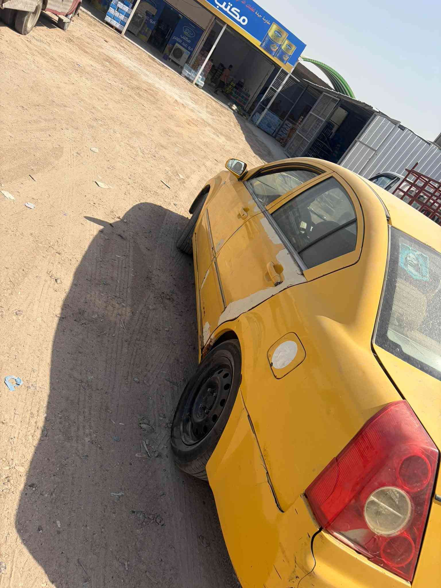 السلام عليكم شيري A5رقم موديل ٢٠١١ بغداد نكليزي تحويل شوكت متريد  داخل جديد كهربائيات شغالة محورة كورلة ١٨٠٠ سيارة بيها مشكلة بس بشلعة ساعة نشطة ساعة لا ومن تمشي بيها سرعة تحمة عارضها ب٢٢وبيها مجال قليل مكاني بغداد دورة هور رجب رقمي ***********
