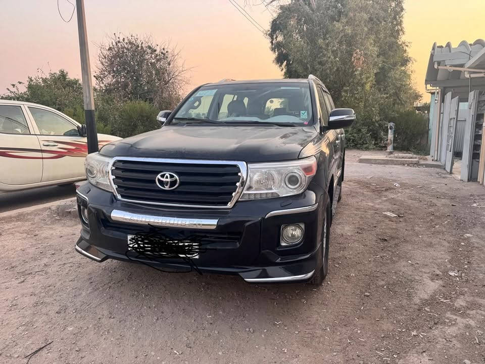 لاندكروز GXR • ٢٠١١ • رقم بغداد