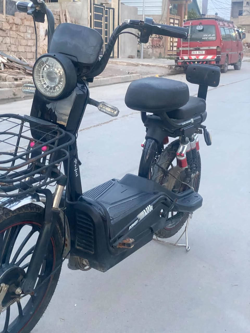 سلام عليكم مأطور حجم 20 يعوزه بطاريات وشويا ترتيب سعر 60قفلو عنواني موصل جانب الأيسر *********** بي واتساب ملاحضه ابيعو فحم
