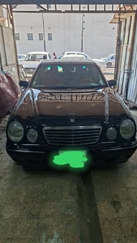 مارسيدس ام عيون موديل 2000 وارد يابان اللون اسود محرك E320 V6غرفة جلد ...