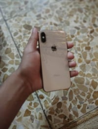 آيفون XR • مستعمل • ٢٥٦