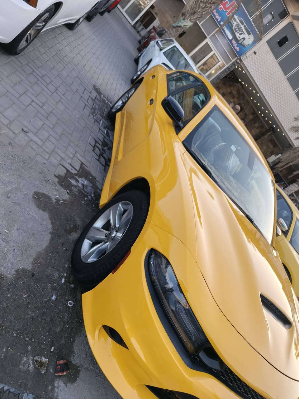 سلام عليكم 
جارجر 2019 GTاصل رقم بغداد مشروع وطني 
حادثه جاملغ وباب  سياره جاهزه أي نقص مابيها 
داخل أحمر         

السعر 185
***********
