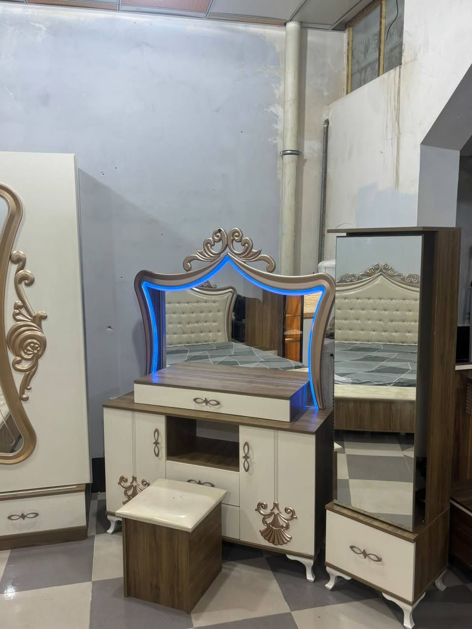 غرفة نوم • ٨ قطع • جديد