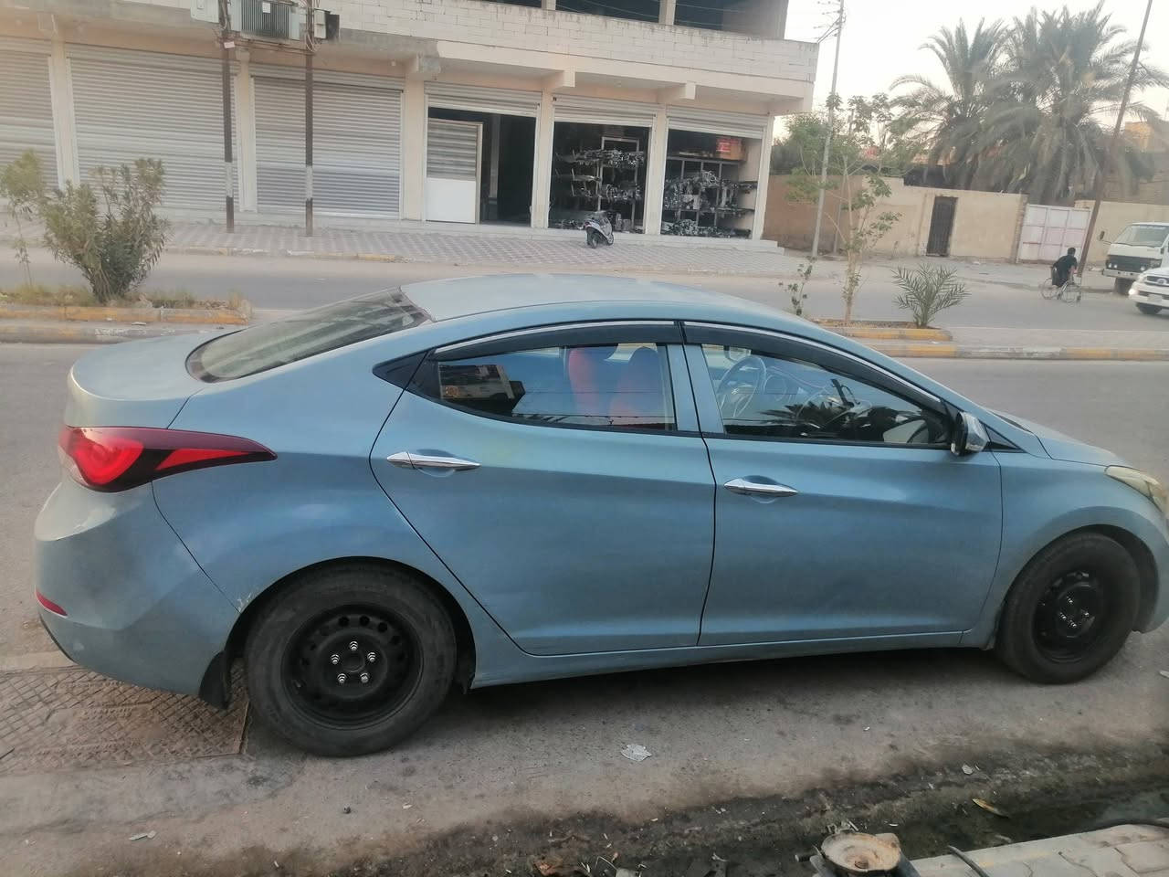 النترا خليجي للبيع موديل 16 سنويه لل28 بأسمي تحويل ثاني يوم السياره جاهزه ما بيهه اي نقص كير مكينه حداديه تبريد خير من الله السعر 110 وبيه مجال بصيط *********** مكاني رميثه
