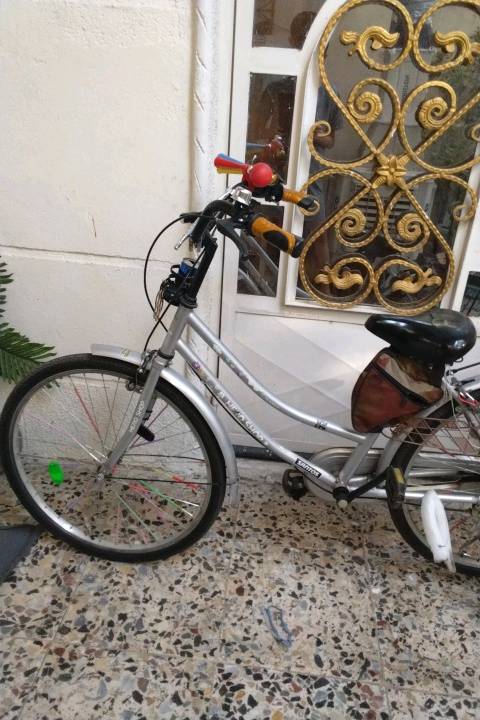 بايسكل للبيع نضيف جدا جدا جمبزه 70$
