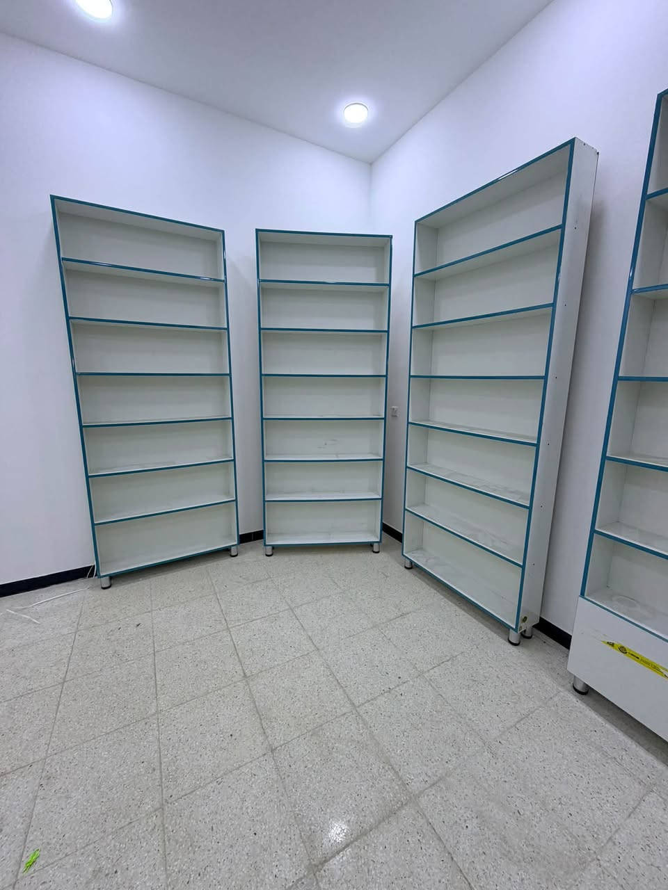 جديدة • ٧ قطع • ٢٫٦٠م ارتفاع