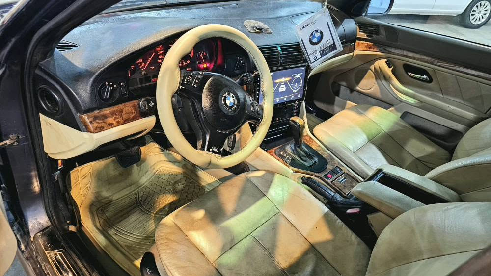 🚙بم سەقەر مەکینە 525 دەبڵ دجیتەڵ موديل 2002 فول مواصفات M بێ لێدان ناوگرتن لەسەر بیلاد مایە بێ خایس 🪪 سەنەوی نوێ 2035  بەناوی خۆمە لە هەولێرە نرخی گونجاو 87💲 وەرقە ***********واتس ↔️گۆڕینەوە دەکەین 
🚙بم صقر محرك 525 دبل دجتل موديل 2002 فول مواصفات  M  بدون ضربه او داخلى او خياس باقي على بلاد 🪪سنوية جديد 2035 بأسمى مكان اربيل سعر مناسب 87💲ورقة ***********واتس↔️ تديل او اراوس بالسياره أربيل, العراق

نص مكتوب في الصور:
- Al-generated content