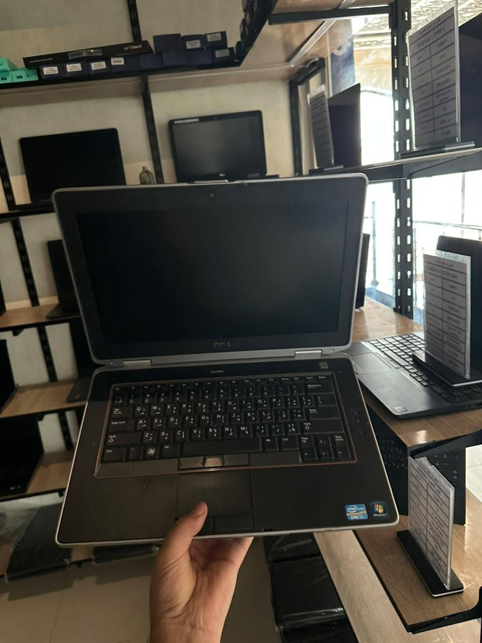 Dell E6420 • i7 الجيل الثاني • رام 4جيجا