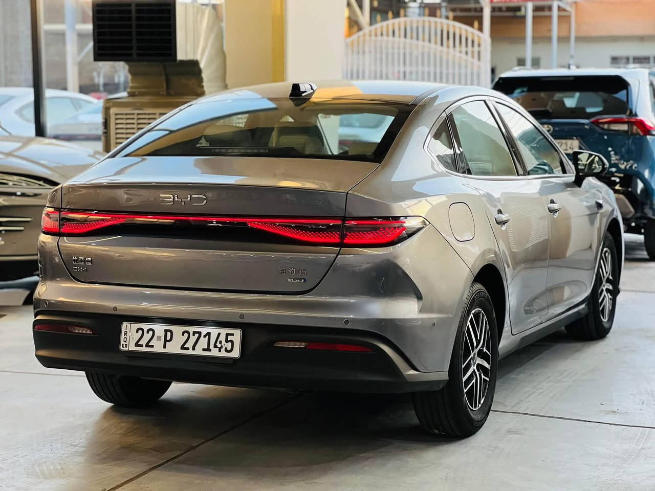 BYD seal 05 Flagship 2025
مبدأياً السعر 169$ بسعر السوك 

رقم السيارة اربيل ( اغلى من رقم بغداد )
تحويل ثاني يوم تستلم سنوية بأسمك ..

بطاريتها 120 كم بالشحنة اكبر من بطاريات خواتها

ممشى السيارة الكلي ؏ الـ EV والـ HEV هو 1,900 كم

السيارة بعدها بحالة الوكالة مكفولة من الشخط 

مواصفات الفلاك شيب معروفة :

13 كاميرا كشنات جلد تبريد قطعتين فتحة سقف ركن تلقائي ويل كروم وبعد بيها هواي موصفات

تعجبك السيارة خابرني وتشلع عيوني 
ما تعجبك جنك ما شفت المنشور ..

مكان السيارة ديالى قضاء خانقين 

هذا رقمي : *********** 
الخاص والواتساب متاح ايضاً

