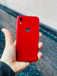 ايفون XR • ١٢٨ • بطاريه ٨٥