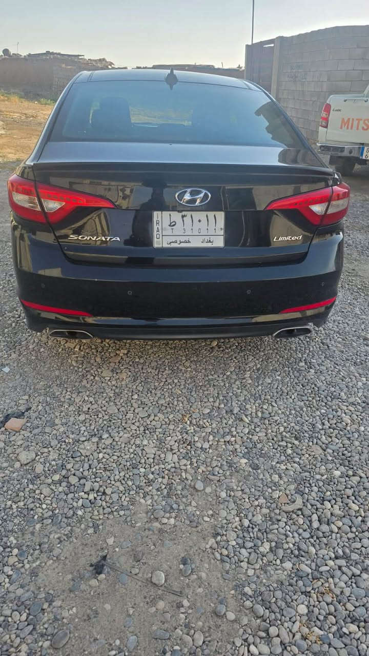 سوناتا 2016 وارد امريكي رقم بغداد مشروع وطني شرط الوكاله والتحويل  /مكان السياره موصل  
 اعلى فئة Limited 
مواصفات واحد على واحد
دبل اكزوز 
بانوراما
تدفئة وتبريد كشنات امامية
تدفئة كشنات خلفية
كشنات كهربائية 
كشنات خزن
تدفئة ستيرن + كهرب خزن 
رادارات جانبية وامامية وخلفية360 درجه
كاميرا دوار
لايتات زينون 
كروس سرعة 
تحديد مسار
مراية ذكية
شاشة لمس مع نظام Android Auto 
سستم سماعات Sirus xm 
2400محرك 
مانع انزلاق
هاندبريك بصمة
بصمة تشغيل
3 وضعيات قيادة (اقتصادي ، طبيعي ، سبورت)
دشبول رقمي وكلاسك
داخل صاج
ويل كب 
الضرر :
جاملغ جهة النفر وبوند بدون دواخل
مكان السيارة /موصل 
السعر 120وبيها  مجال  
***********
