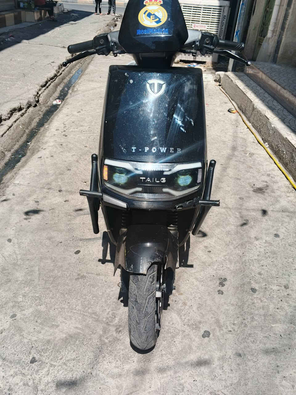 تيسلا اللبيع 6 بطاريات مسطر كلو شرط على فحص شرط مواصفات معروف بي بك للخلف ملف 2000/سرعه 70/حقيقي فول مواصفات السعر 850/بيها مجال موصل ايسر ***********//بي واتساب موصل ايسر ***********//بي واتساب موصل ايسر
