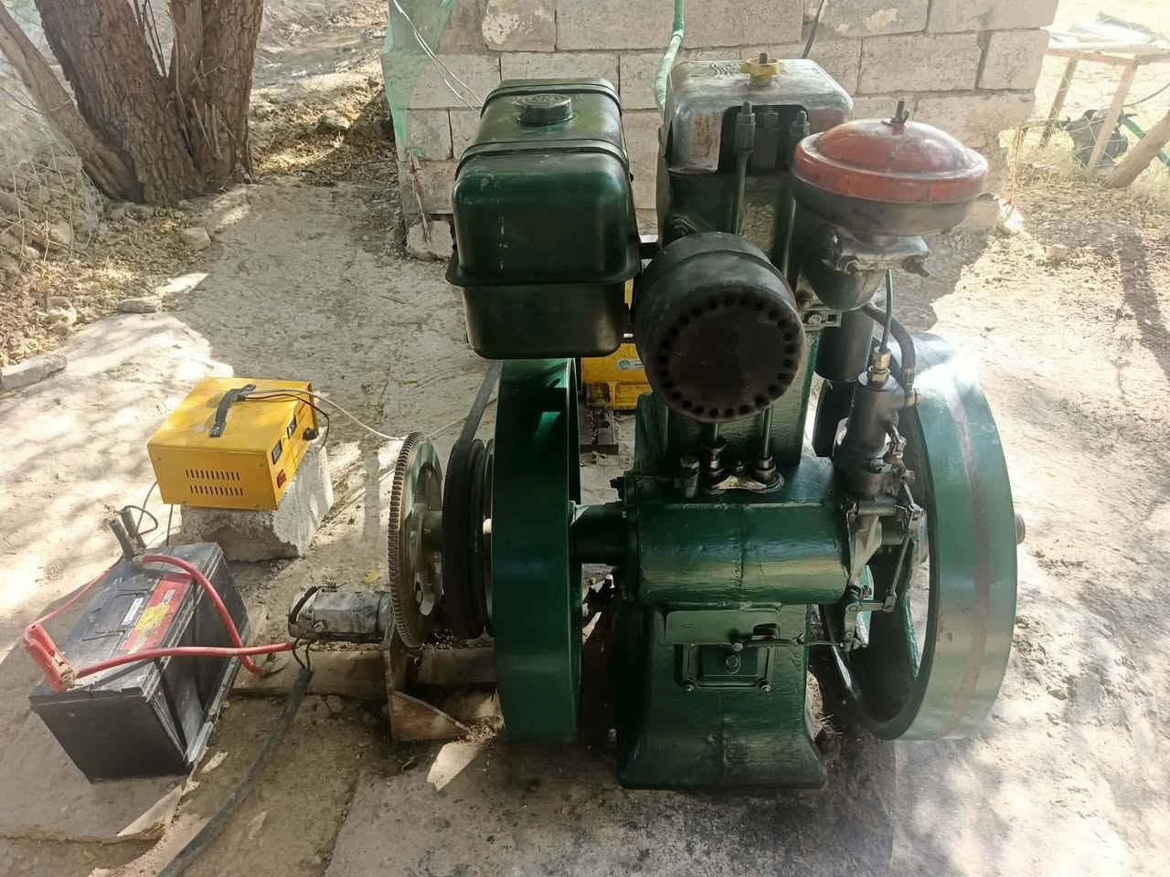 مولده هندي فلاوينين  تاج 8حصان جديده ستخدام قليل +ملف 30نبير +باتري جديد +سلف + شاحنه مال باتري جديده ديوانيه الحمزه الشرقي السعر 1500وبيه مجال  ـ ***********

