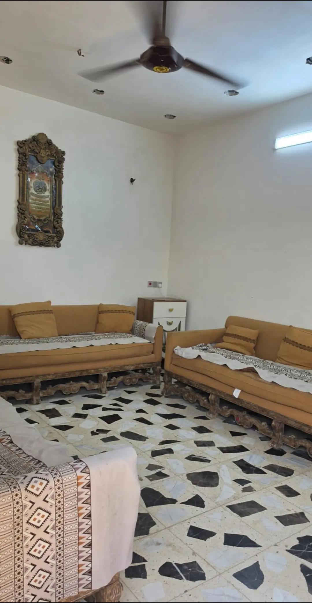 دار طابو صرف للبيع المساحة ١٠٠م مربع ١٠×١٠ركن بناء طابوك حديث السعر ٧٢مليون الاتصال *********** واتس #اكسبلور #هاشتاقات_تيك_توك_العرب #الدورة  @حسين العارضي Hussein AlAaredhi  @عقارات بغداد @عقارات المحمودية وجنوب بغداد 

نص مكتوب في الصور:
- دار للبيع طابو صرف بسعر ٧٢مليون المحمودية حي المراتب ***********