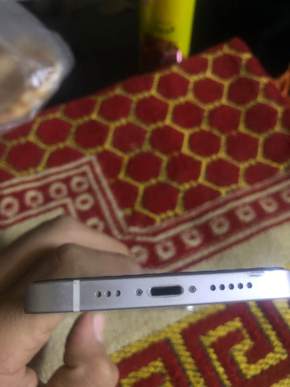 ايفون 12 • ١٢٨ جيجا • بطارية ٧٦٪