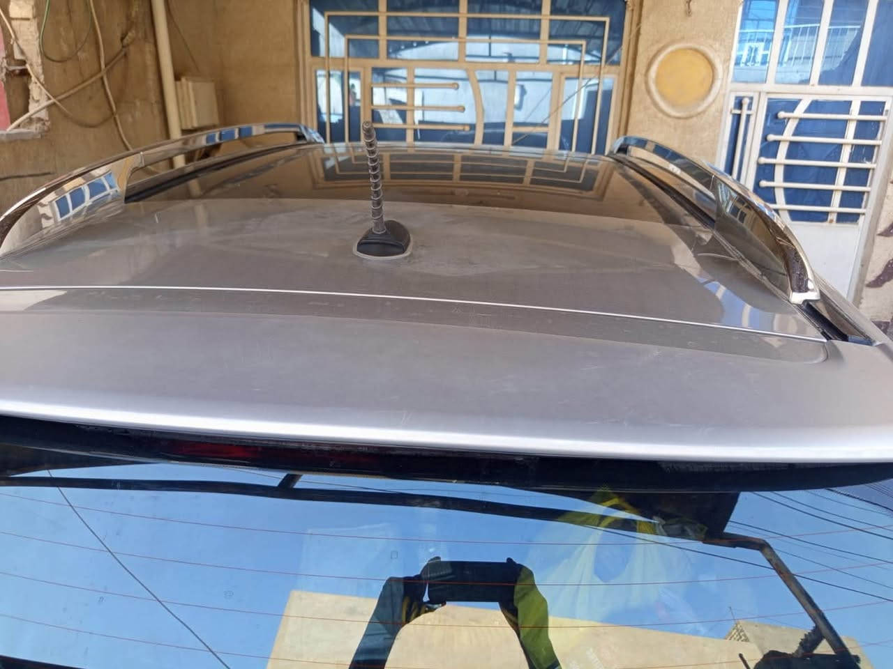 السلام عليكم 
سورنتو ٢٠١٣ امريكي فول مواصفات 
بانوراما 
بصمة 
شاشة 
سستم صوت انفنتي 
فول للأخير 
مكينة ٣.٥ دوش 
مكانها بغداد 
السعر :١٤٥ وبيهة مجال 
حادثها سرقة چاملغات امامية 
بيهة رصعات خفيفة والچاملغ الخلفي شبر الايسر 

***********
