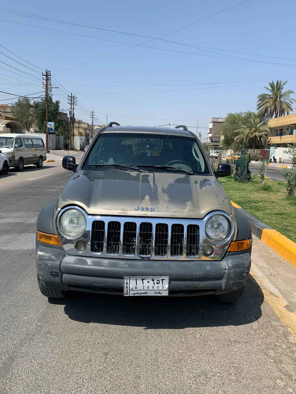جيب ليبرتي 2007
وارد امريكي رقم بغداد انكليزي السياره 

مكينه 3700

تبريد تدفى شغال 

ماشيه 150 الف ميل وقابل للزياده 

ضرر امريكي صندوق فقط 

وبيها طخه في باب الخلفي 

داخل سياره قماش 

مكان سياره بغداد الحرية 

سعر سياره 75 ورقه وبيها مجال 

للاستفسار الاتصال على رقم 

***********‬
