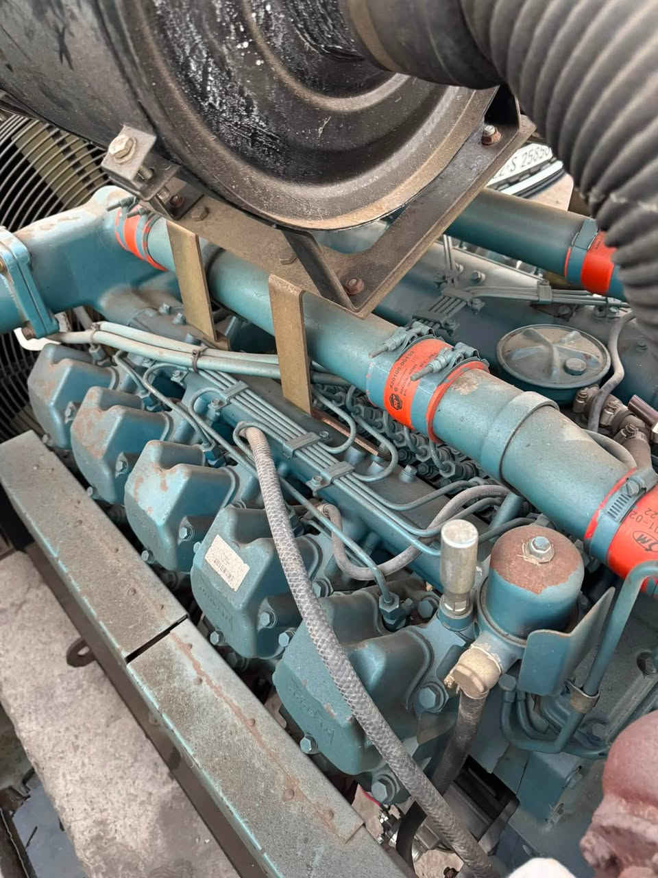 ***********\\***********
للبيع مولده دؤزان 10 سلندر 
ستندر ما مفتوح بلادي اوربي  
ساعات العمل // 734 // 500 kv
العنوان أربيل // استفسار واتساب 
توصيل لجميع محافظات العراق موجود🚛
