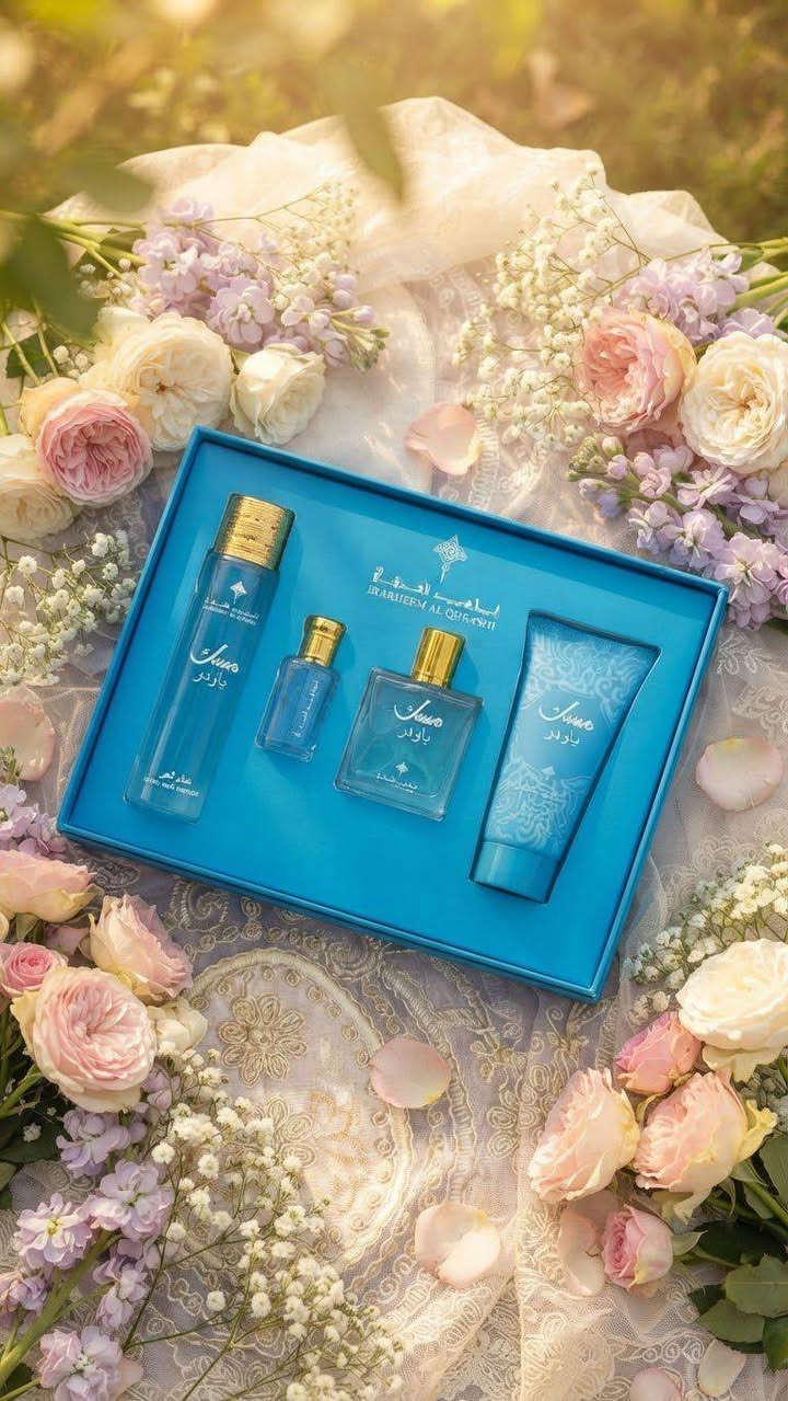 بكج كامل من إبراهيم القرشي 
مخمريه ، عطر شعر،  مسك ، عطر 
ثباتيه وفوحان ٢٤  ساعه 
للطلب والاستفسار مراسله الصفحه 
واتساب *********** 
يوجد خدمه توصيل بغداد والمحافظات 
#عطور #ملابس #احذيه #مكياج_ماركات
