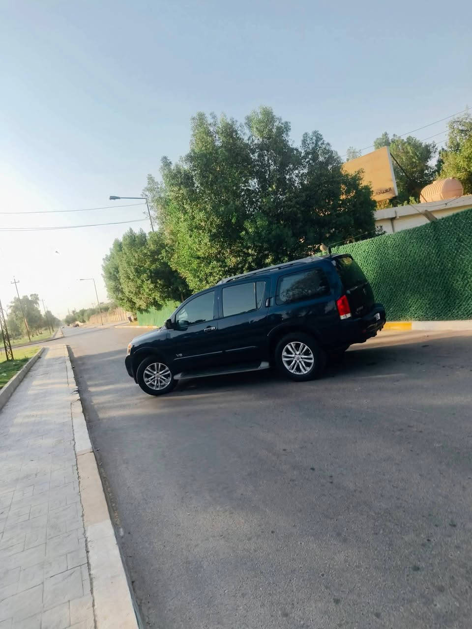 الاسطول البحري (نيسان ارمادا) 
موديل 2009 رقم بغداد بااسمي سنوية 2031
 فور ويل 4×4 
🚙 خليجي فول مواصفات للاخير. 
( بصمة تشغيل @ بصمة بيبان @ اشاير ترحيب @ صندوك كهرباء @ كراسي امامي وخلفي كهرباء  @ دمام تحت الكرسي @ شاشة سقف dvd مع ريموت تحكم @ سيدي جنجر @ مري شفط @ سلايد روف @ تدفئة كشنات @ خزن ميمور وضعيات قيادة @ لايتات زنون ثلجي رهاب الرعد والبرق ) 
🚙 سيارة جديدة بمعنى الكلمة من دخولها للعراق الى الان فقط شخصين جانيها 
تبريد ❄ ثلج شرط 4 قطع انجماد وقت الظهر 
برغي مابيها نقص ( كير مكفول  &  محرك مكفول  & كهربائيات مكفولة ) سيارة على وضع الشركة 
بدون اي حادث 
السعر / 125 ورقة 
 للاستفسار الاتصال على الرقم/ ***********
مكاني بغداد حي الجهاد
