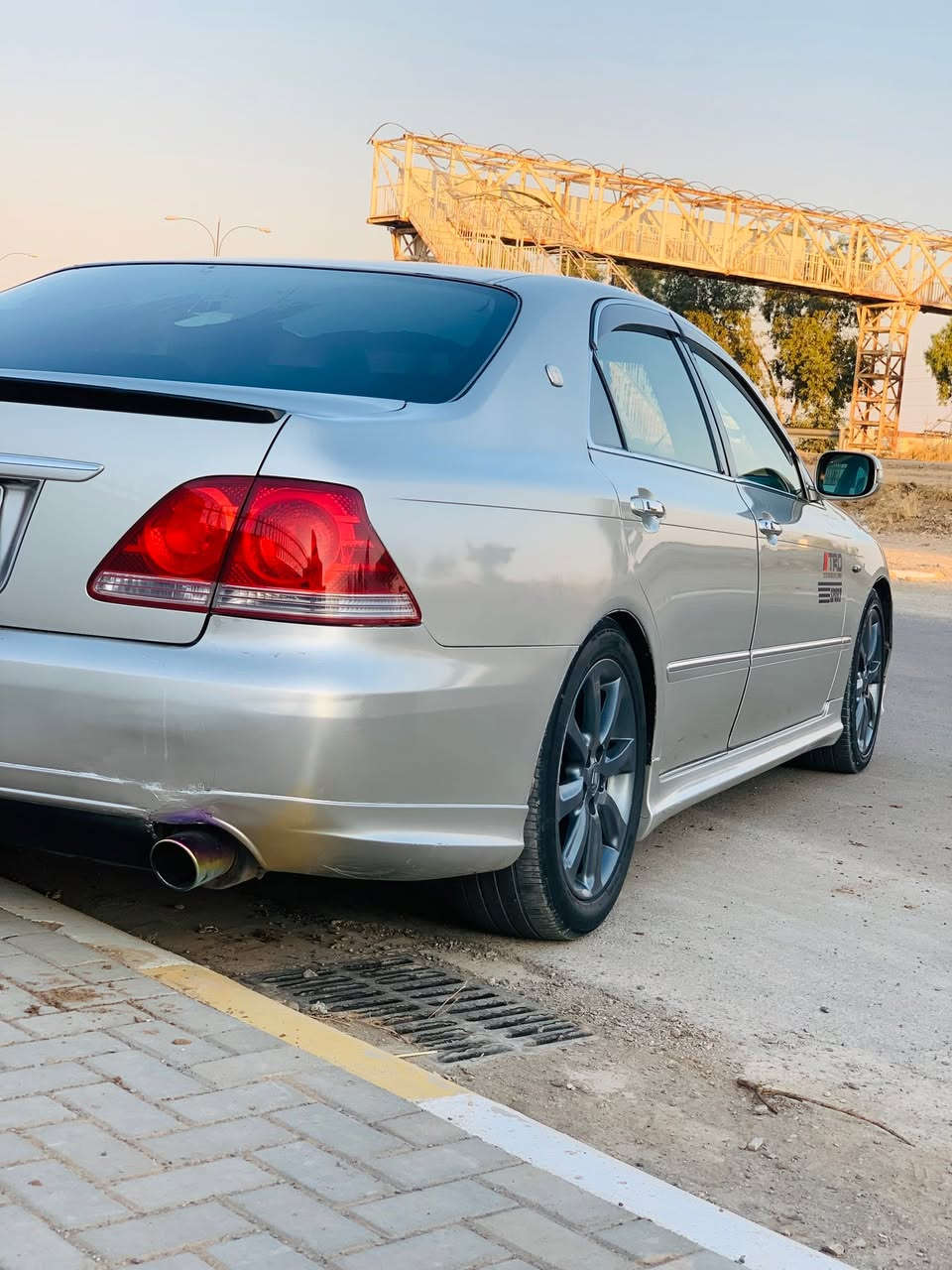 سه ره تابه ناوخوا
شاهينه  2005برا وه 
كؤدى هه يه
182بيلاد سپؤرت 
ناوره شه ى ساج قاوه ى
4دووگمه ى ئاوينه ئيشاره ت 
دوو كوشن كاره با سوكان لئيگزز
سالؤنساى سپؤرت عه ته رى TRT 
سه ياره كه نمونه يه له جوانى 
سه ياره ى ماله كامل مه سره ف كراوه 
سعرى 49مه عمه له 
ژم ***********((((*********** 
ئه دمينى دلوگول ❤️🌹

