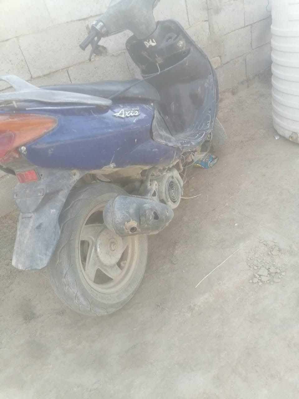 دراجه دولفين للبيع كهربائيات شغاله محركهة نضيف دراجه كامله السعر 150 وبيهة مجال قليل للشراي موجود عل خاص رقم ***********

