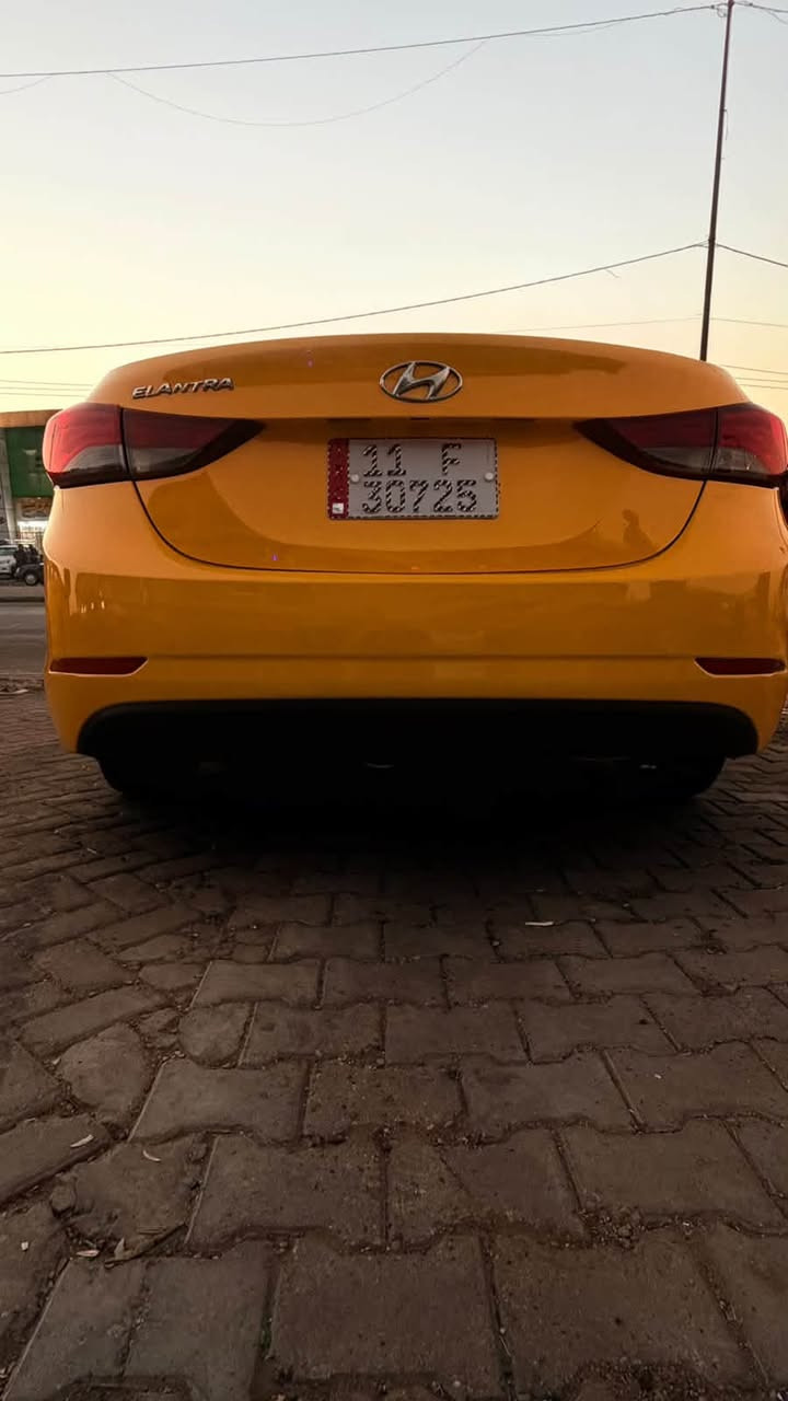 انتره 2016 وارد امريكي حادثه حافه البنيد نفسه والسياره كلها ليل واحد أي قطعه تبديل مابيه مكينه 1800دوش مكينه كير كفاله منظومه غاز صدر امامي وخلفي جديد تايرات جدد تبريد ثلج السياره جاهزه من كل النواحي السعر 107 رقم هاتف *********** مكان السياره بغداد حبيبه
