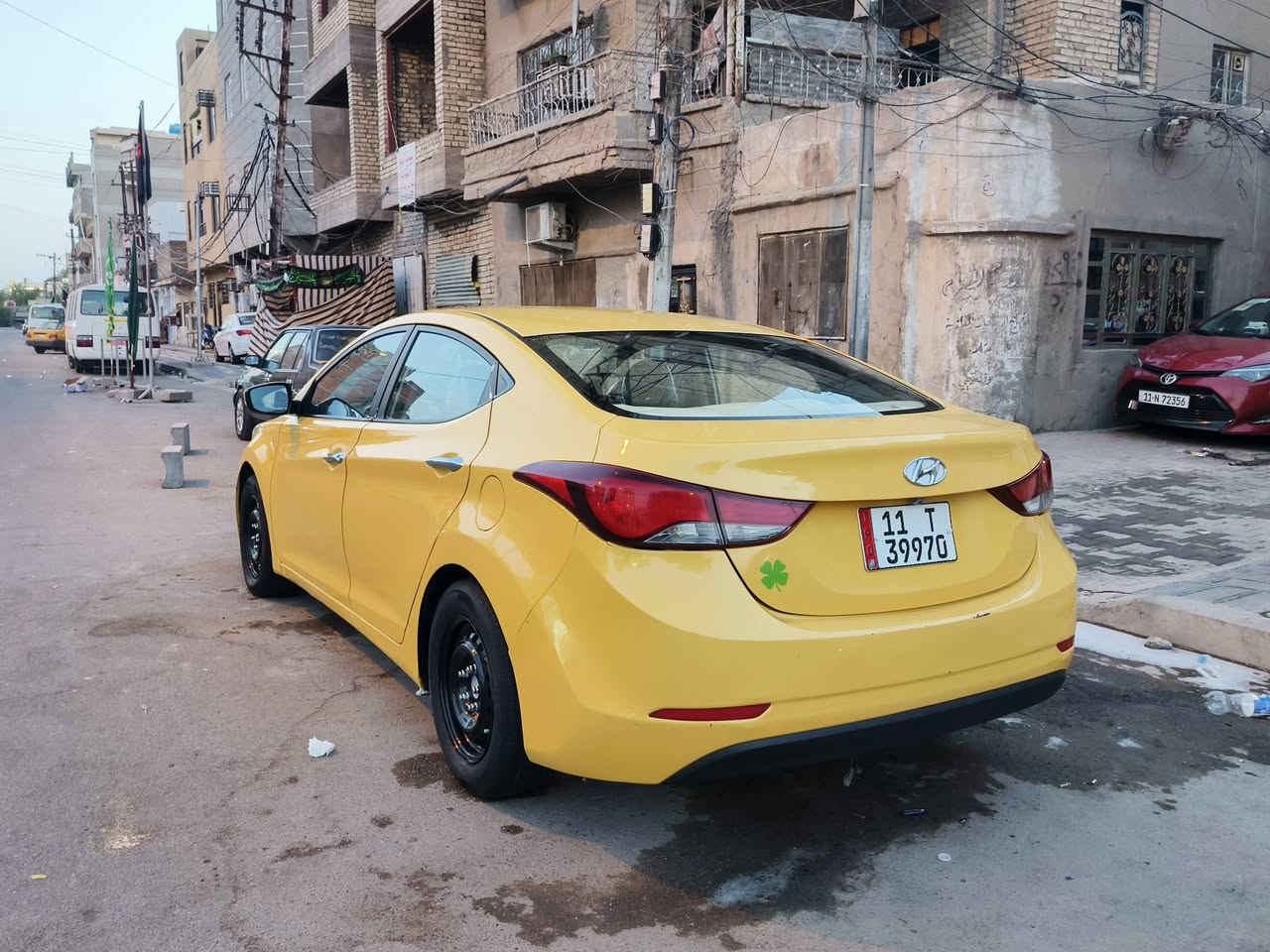 السلام عليكم لنترة موديل 2015 خليجي مكفولة فول عدا بصمة فتحة اشاير بل مري مري شفط عدسة متحركة تحكمات ستيرن جهتين مكينة كير تبريد كلة مكفول صدر جديد تخم تايرات جديد عدسات LED جدد دوشمة عام 
رقم : *********** واتساب
