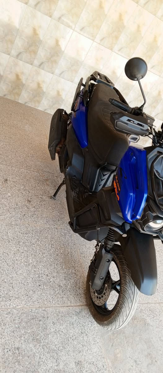 دراجه اباجي للبيع موديل 24 دراجه نظيفه وجديده كهربائيات كلها شغاله سلف هندر كله يشتغل محركها ناعم ما مفتوح ابد فول مواصفات السعر 650 وبيها مجال بسيط مكاني كربلاء قرب الامام عون ***********

