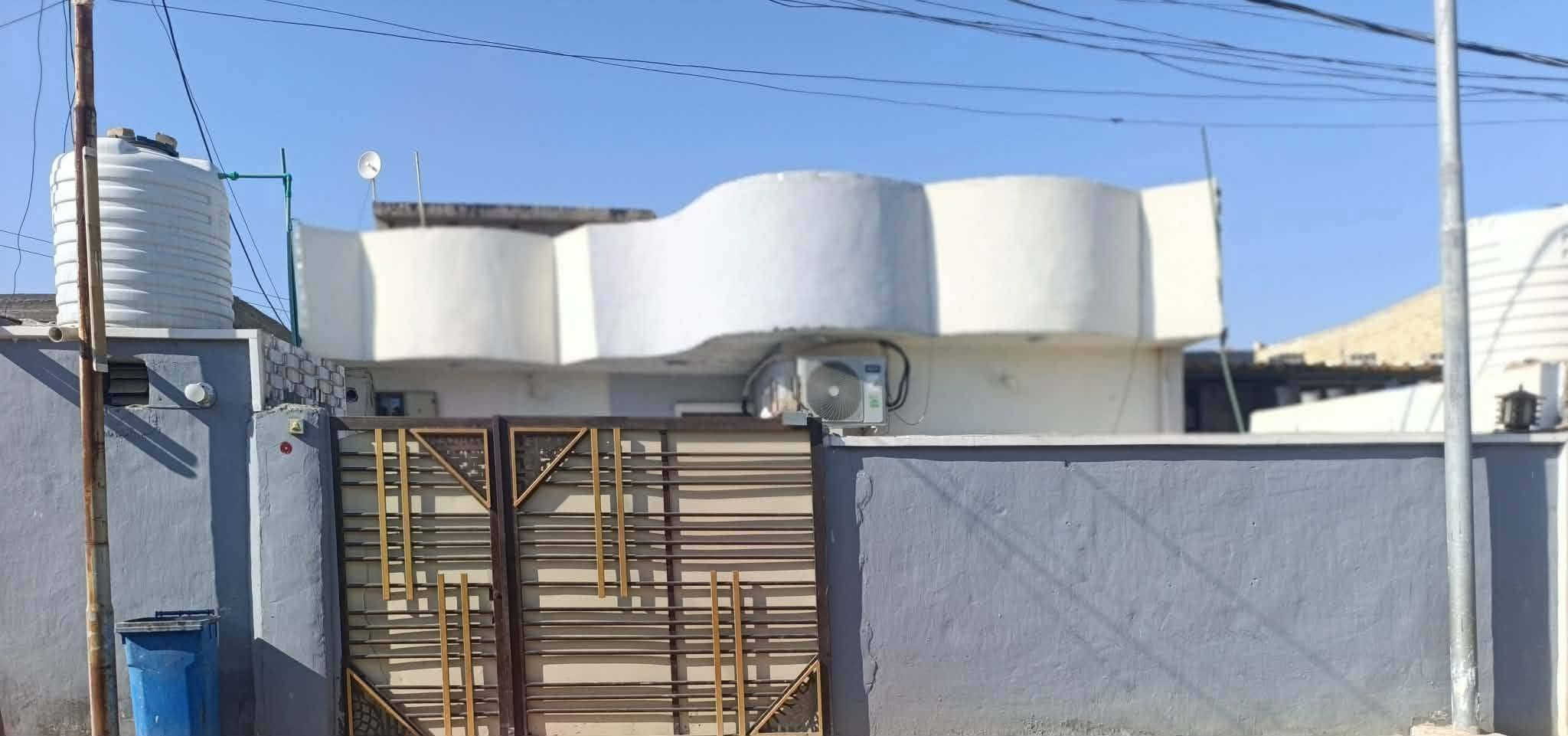 السلام عليكم بيت للبيع حي خضير طابو زراعي بناء حديث مساحه ٢٤٠ متر السعر مناسب ٤٧ بي مجال شراي يتصال اللاستفسار عل رقم ***********
***********
