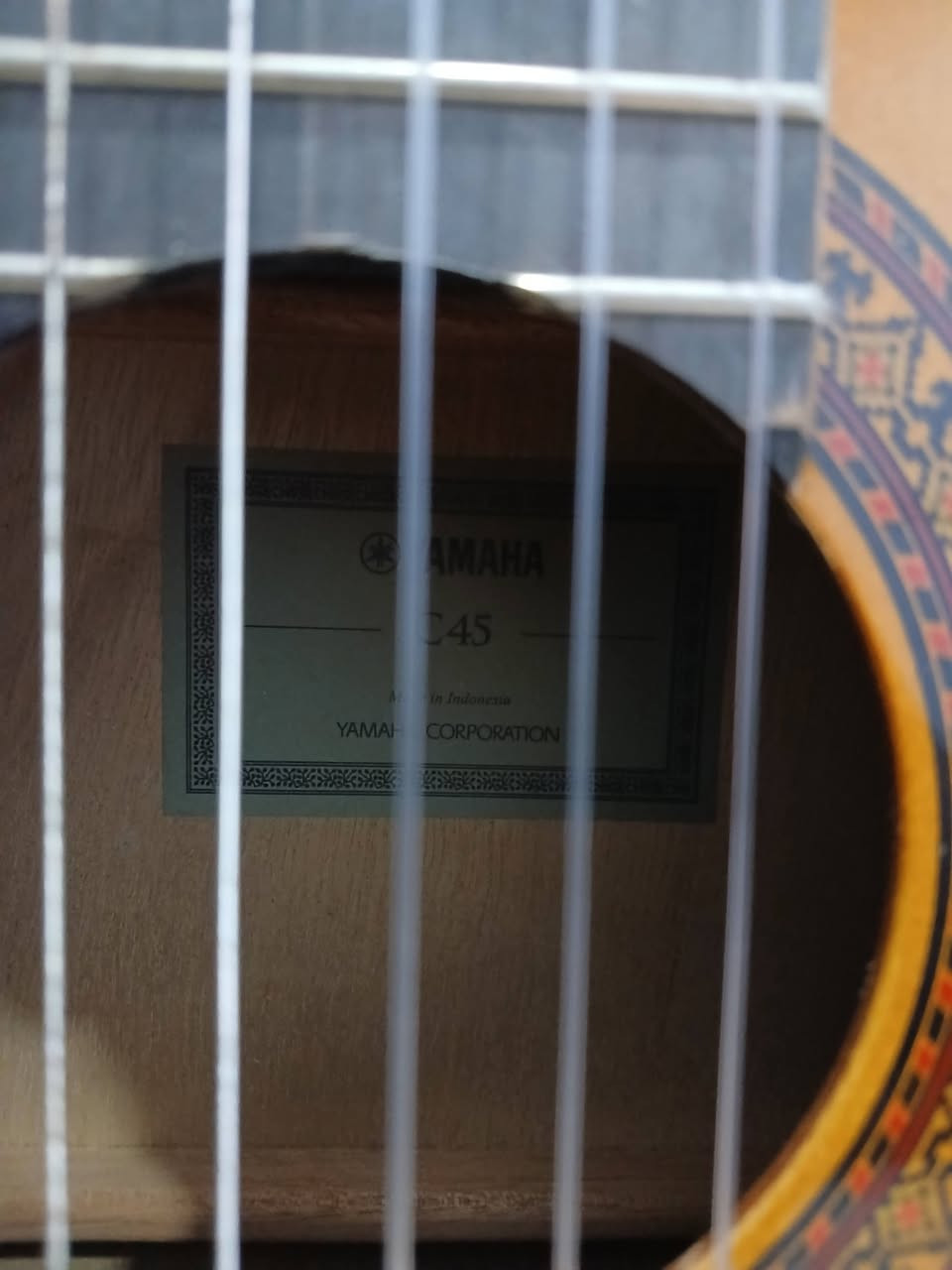 كيتار كلاسك
من نوع yamaha c45
مستعمل قليل جدا 
اصلي من شركة دانا
السعر : 100 الف مع الجنطة مالتة قفل
للاستفسار عل واتساب 
***********
مكان بغداد
