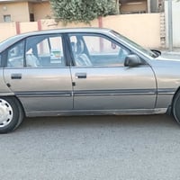 اوميكا ١٩٩٠ • حجم ٢٠ • توماتيك