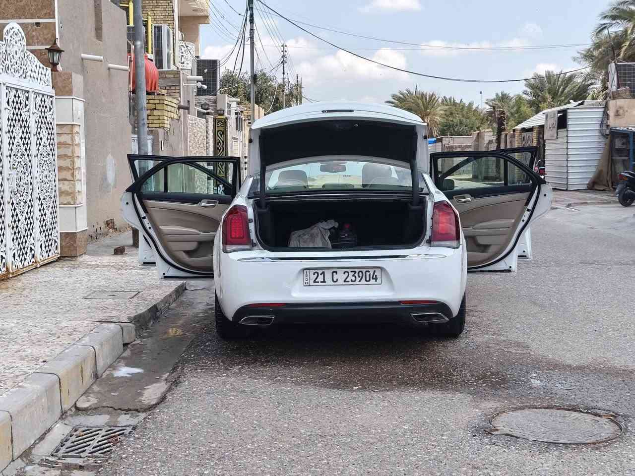 السلام عليكم
للبيع اوباما موديل2014 كندي300c 

محرك 3600
تو ويل
كير طياره
تبريد قطعتين 
حداديه جديده 
تخم تاير جديد
رقم شمالي سليمانية مداور ثاني يوم 

استخدام شخصي مامشتغله خط العنوان ميسان قضاء المجرالكبير ‏  ‪ رقمي ‏‪***********‬‏
