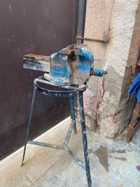 منكنه للبيع سعرها 350 الف  رقم تلفوني. 07701475427.  عنواني بغداد شارع...