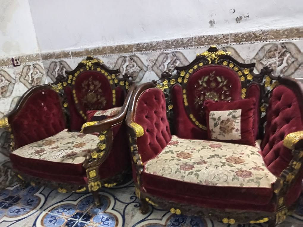 قنفات ملكي عوزهن ترتيب وجربايه حديد سعر الجربياه 40 وبايهه مجال والقنفات 200 وبيهن مجال العنوان ميسان مغربه  بلازمات ثنين وحده تفتح يوتيوب عوزهه بس برمجه سعر الوحده 30 ومجمده عوزهه غاز سعرهه 65 رقم تليفون *********** واتساب عمارة, ميسان
