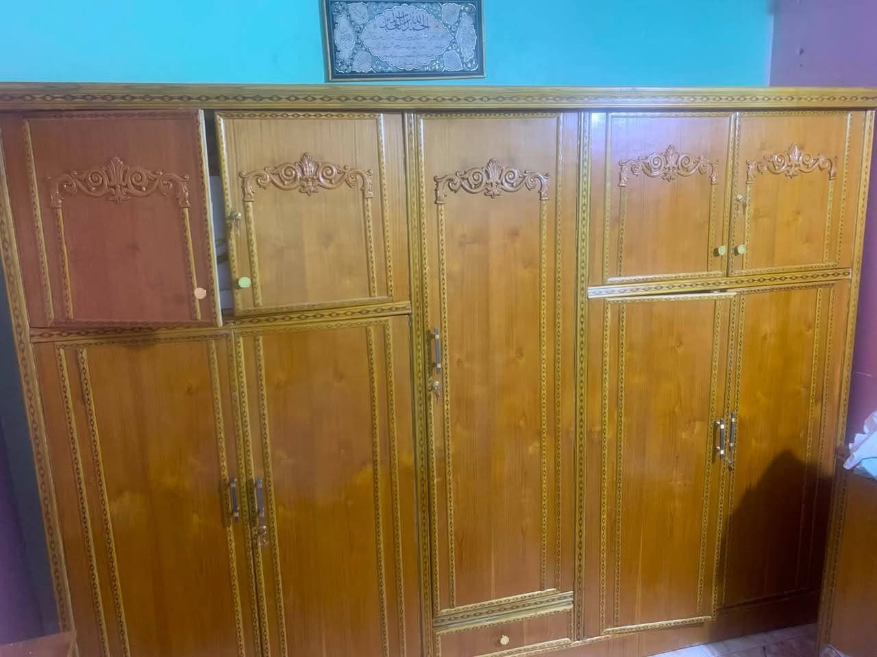 سلام عليكم كرفه غشاب لل بيع جديده كلش اي ضرر ما بيه محتاج وجاي ابيع بغداد مدينه الصدر سعر 400 وبيه مجال لل طيبين واني خادم ***********
