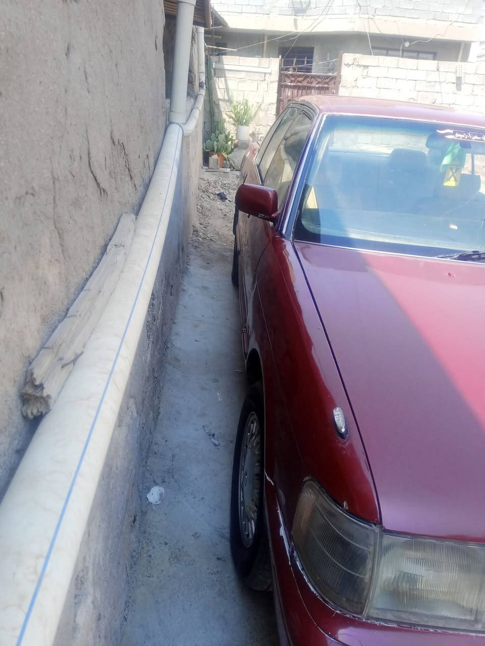 سيارة ارنب دفيدي موديل ٩٢ رقم بغداد  مكاني الشعب ***********
