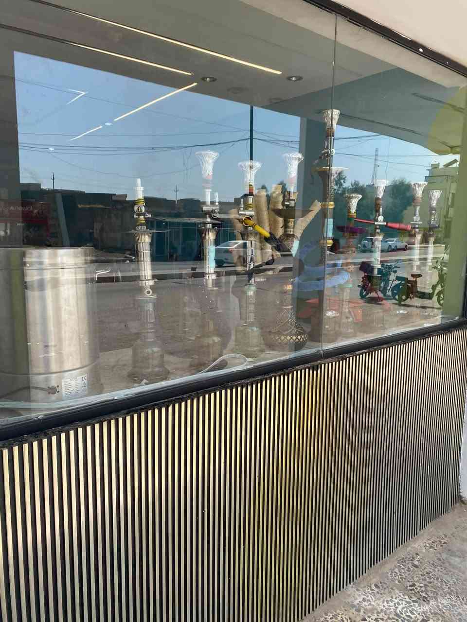 صباحك يبدأ من يمنا.. وأجواؤك يمنا تختلف! ☕☀️💨
مقهى وحدائق ليالينا يرحب بكم يومياً بحلته الصباحية والمسائية!
⏰ متواجدين  يومياً من 10:00 صباحاً إلى 2:00 فجراً
روق بالك بأطيب الأجواء:
🫖 جاي عراقي أصيل يعدل الراس
☕ قهوة عربية وفرنسية
🍹 عصائر طبيعية ومشروبات ماكينة باردة
💨 نراكيل فاخرة بجميع النكهات
مكانك ومكان أصحابك ينطركم!
📍 العنوان: بيجي - شارع المصرف - مقابل حلويات الملكة - مجاور قاعة الحديد
📞 للحجز والاستفسار: ***********
