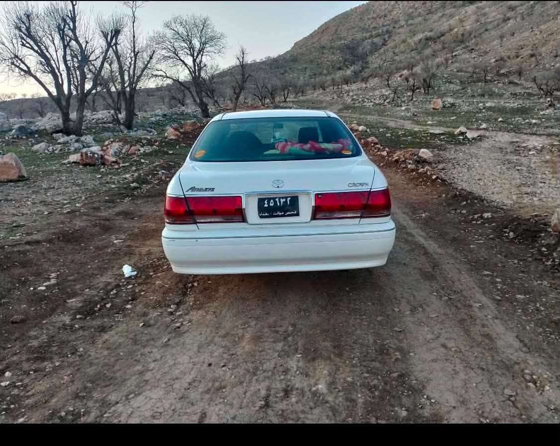 تويوتا كراون • ايرباجين • كهرباء