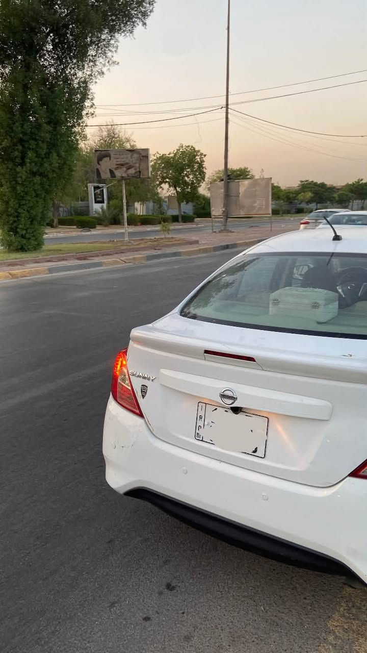 السلام عليكم
سني هندي 2019 
قطعيتن تبديل وقطعه صبغ ايرباكات طاكه 
ماشية 78 كليو متر حقيقي 
حدادية امامي خلفي جدد
تخم تاير جديد
سياره جازه من ادامه كامله 
مكاني نفق الشرطة 
سعر 88 وبيه مجال بسيط 
رقم واتساب فقط ‭ ‭***********‬
